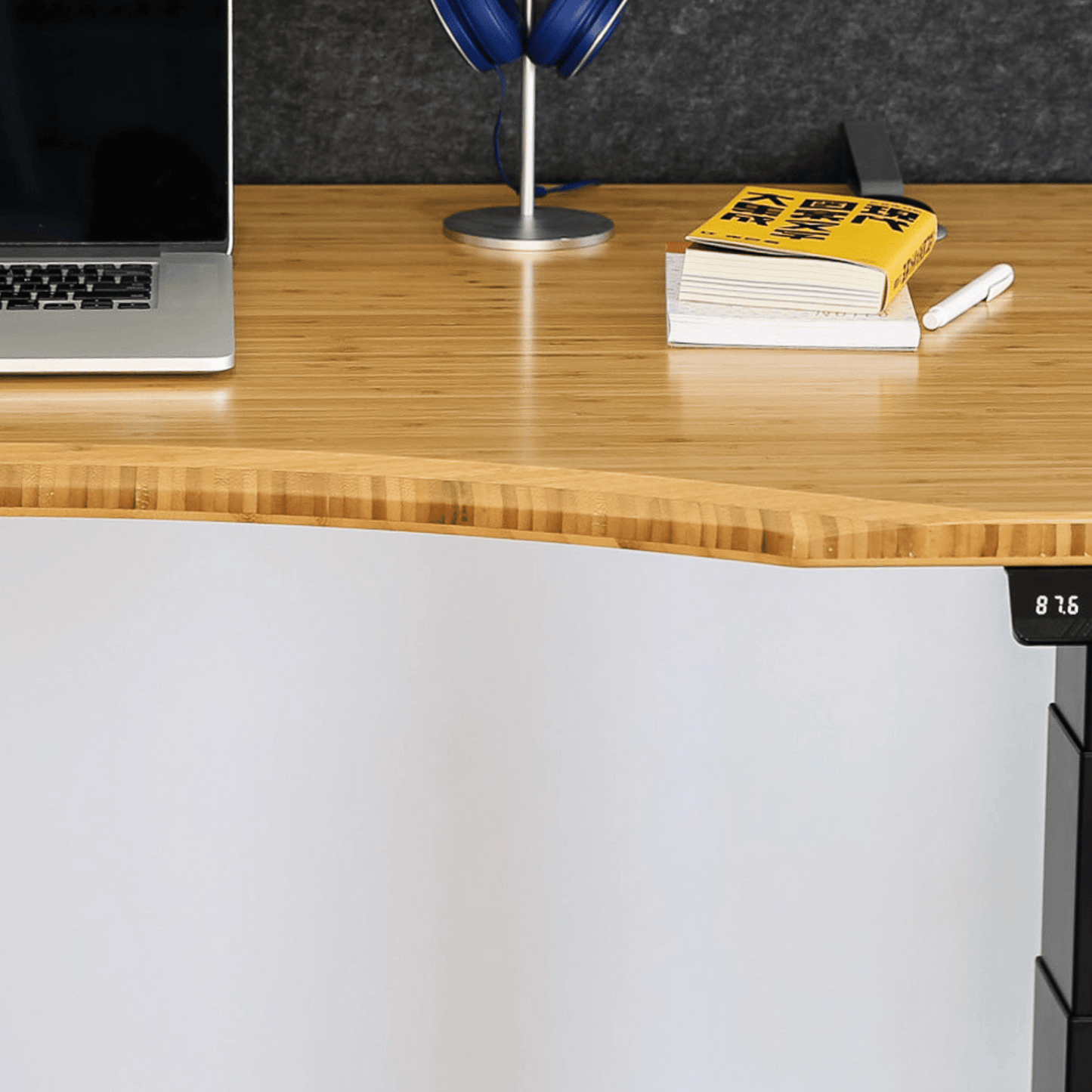 Stando Arena Bamboo Ergo Edge Sit Stand Desk