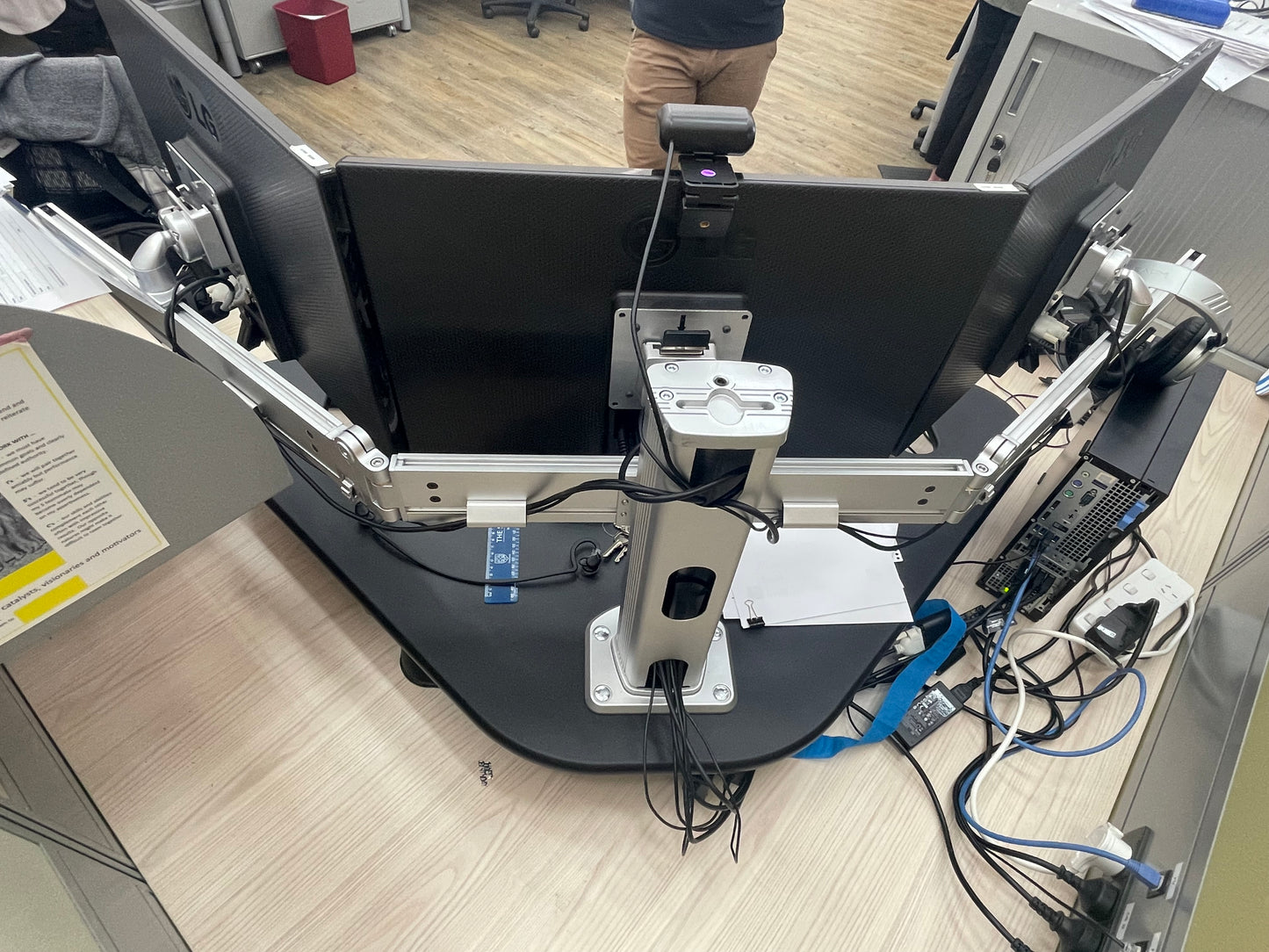 Dual and Triple Screen Monitor Mount