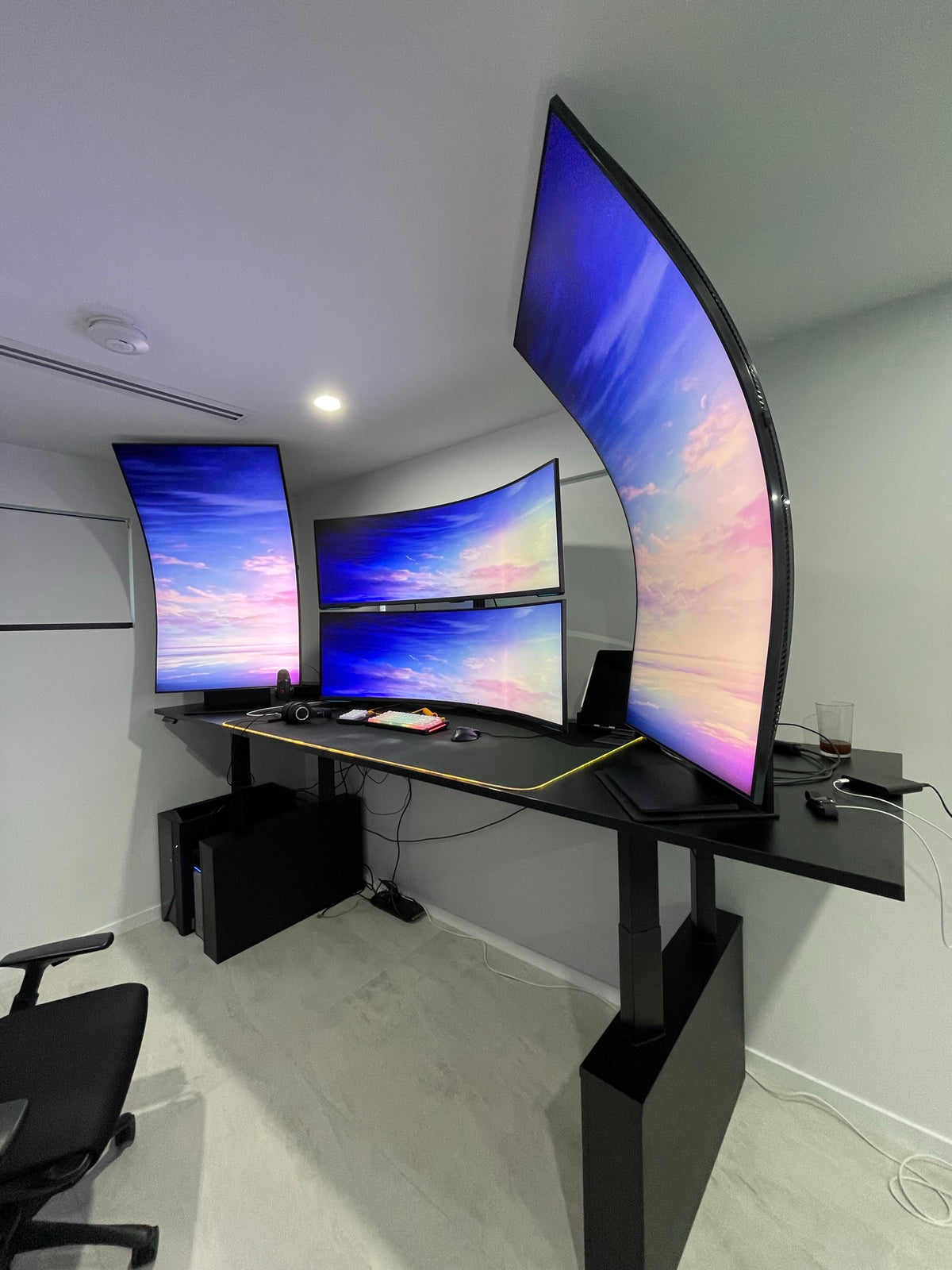 Heavy Duty 4 Leg Standing Desk with Custom Melamine Desk Top – Stando.