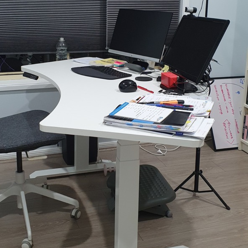 Stando Arena 120 Degree Electric Standing Desk